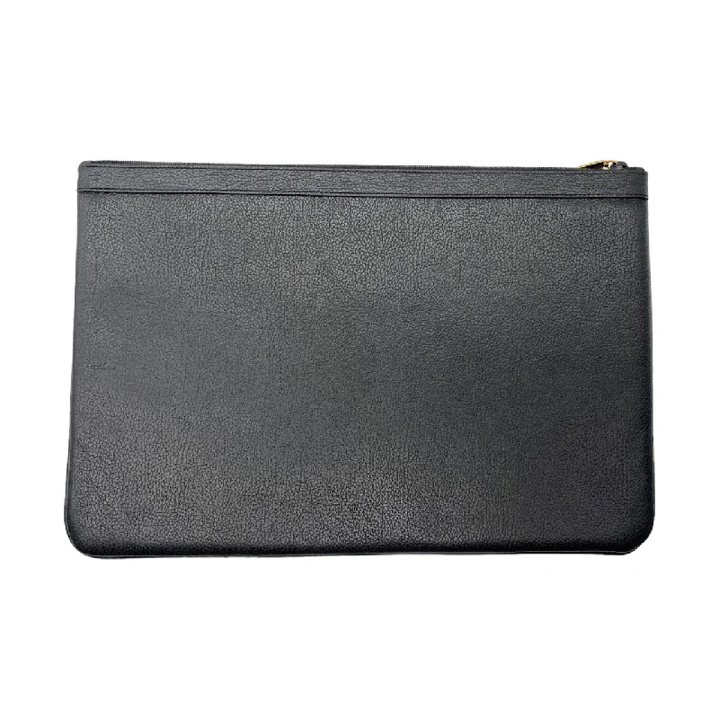 Women Gucci bags with a magnetic snap closure for easy accessGucci Vintage Black Leather Portfolio