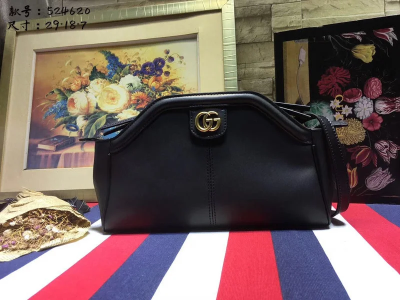 Women Gucci tote bags in GG Supreme canvas for a branded feelBC - GUCCI BAG - 2300