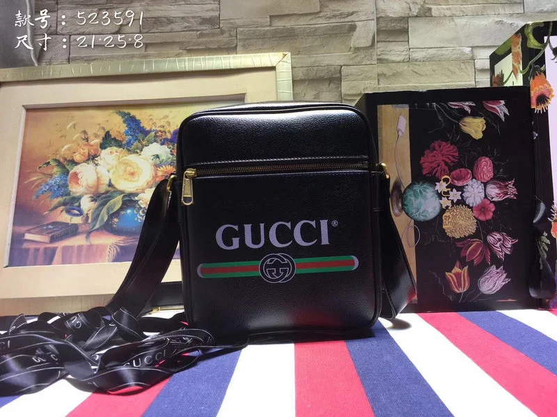 Women Gucci bags with a zip - around closure for securityBC - GUCCI BAG - 2304