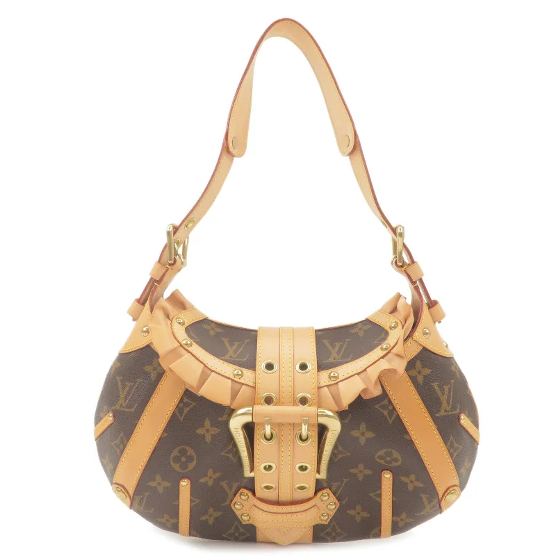 Louis Vuitton bags with a magnetic snap closure for easy accessLouis Vuitton Monogram Leonor Hand Bag Shoulder Bag M92394