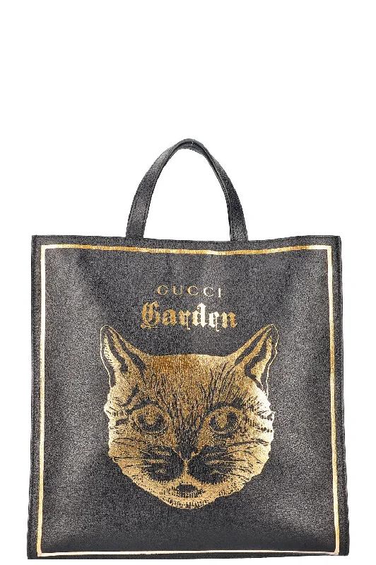 Ladies Gucci Dionysus bags with a detachable shoulder strapGUCCI Garden Tote Cat