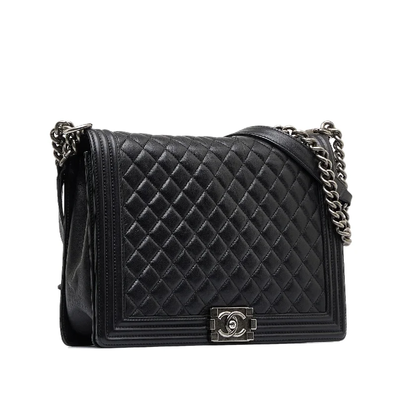 Chanel bags that pair perfectly with any outfitChanel Large Lambskin Boy Bag (m0YwJJ)