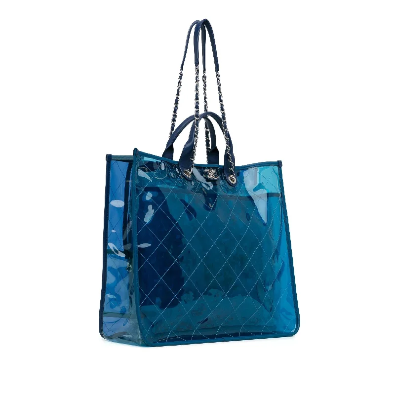 Chanel bags with iconic stitching detailsChanel Large PVC and Lambskin Coco Splash Shopping Tote (jMDi6W)