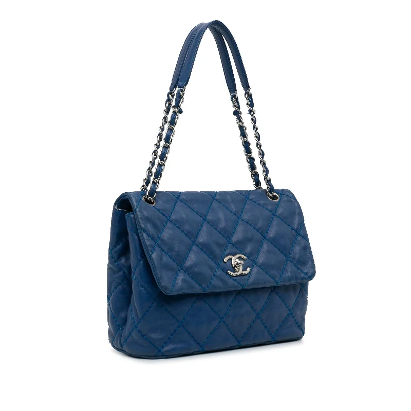 Chanel bags for women who appreciate fine craftsmanshipChanel Love Me Tender Flap Bag (goElEm)