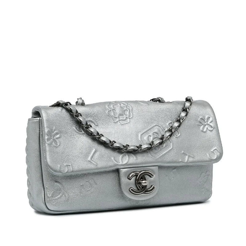 Chanel classicChanel Lucky Charms Embroidered Classic Single Flap Shoulder Bag (Uc7s2q)