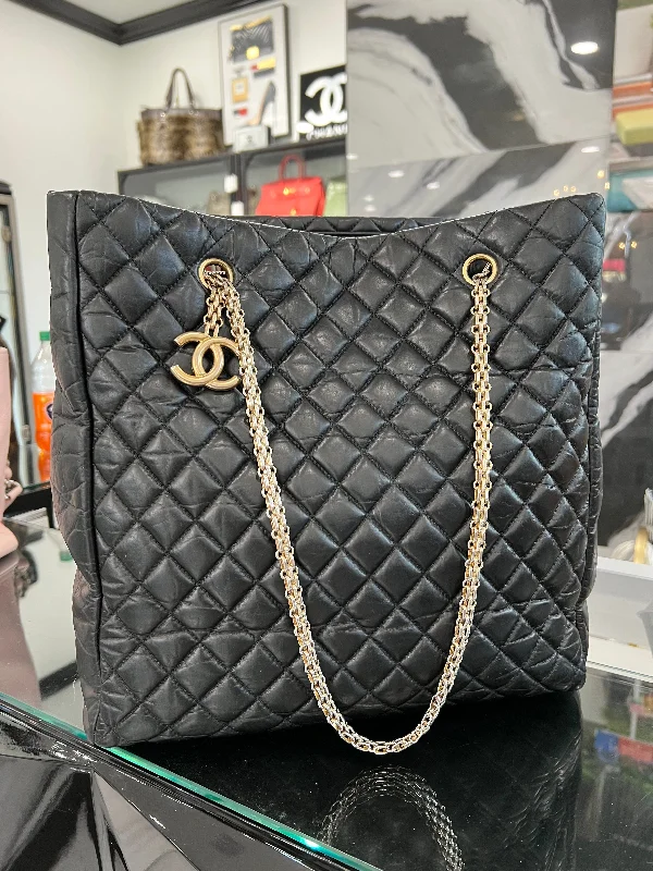 Chanel bags for women who love timeless fashionCHANEL Quilted Leather Black Tote