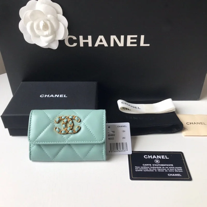 Chanel bags with iconic gold chainsWF - Chanel Bags - 2173