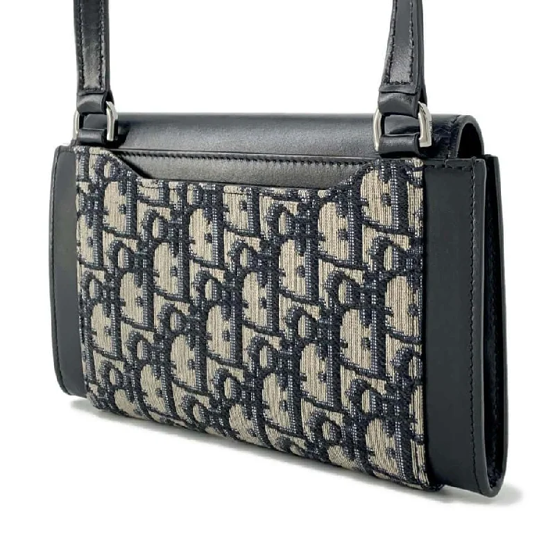 Chanel Small Crossbody Bag for TravelChristian Dior bags with a quilted pattern and gold - toned hardwareDior Oblique Saddle Messenger Pouch Black 2ADCA364 Leather