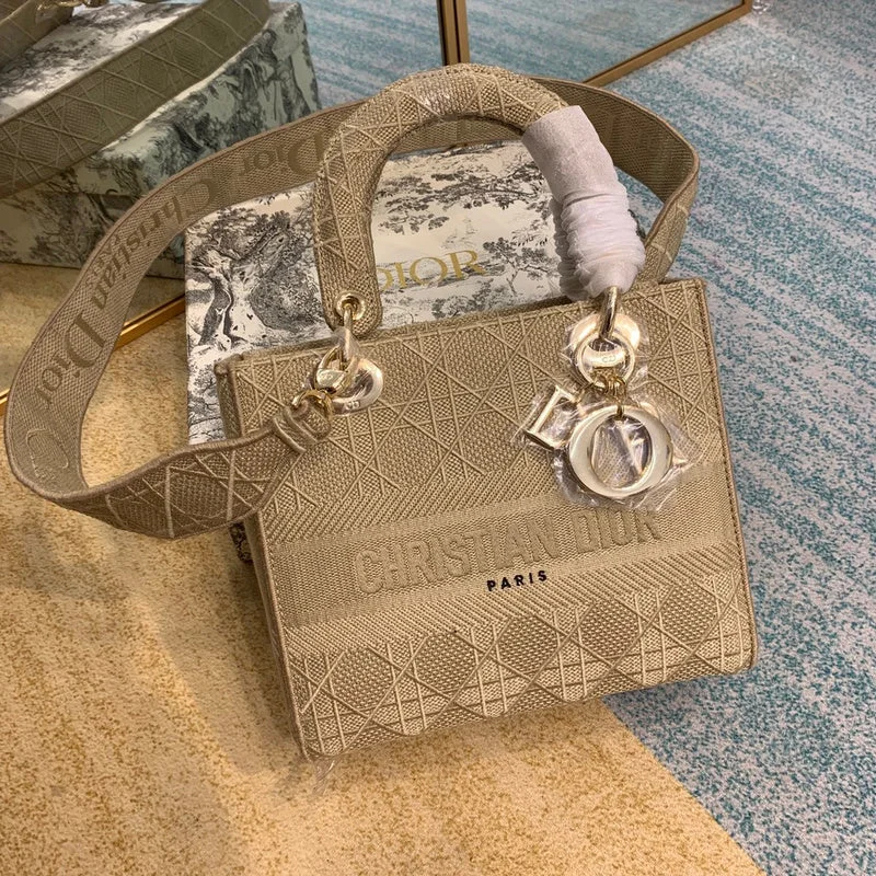 Chanel bags with exclusive seasonal designs and materialsHigh - fashion Christian Dior bags with a geometric patternWF - Dior Bags - 373