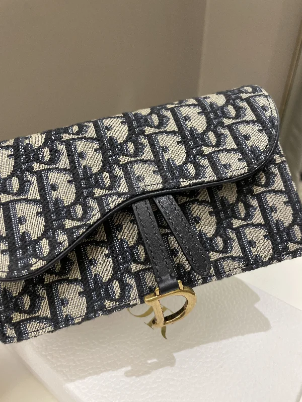 Chanel Black Handbag for Business MeetingsChristian Dior bags with a quilted pattern and gold - toned hardwareDior Saddle Belt Pouch Blue Oblique