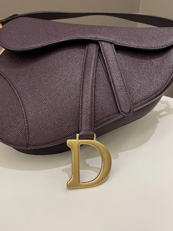 Chanel bags for the minimalist fashionChristian Dior bags with a detachable coin purse insideDior Saddle Bag Amaranth Grained Calfskin